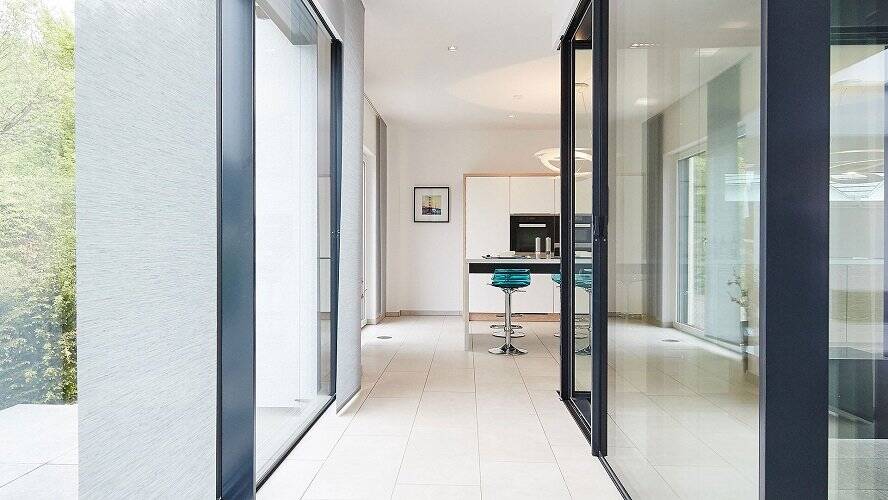 Besondere Architektur - Rückzugsort dank hinterem Grundstück und privatem Atrium – Berlin – Vorschaubild 4