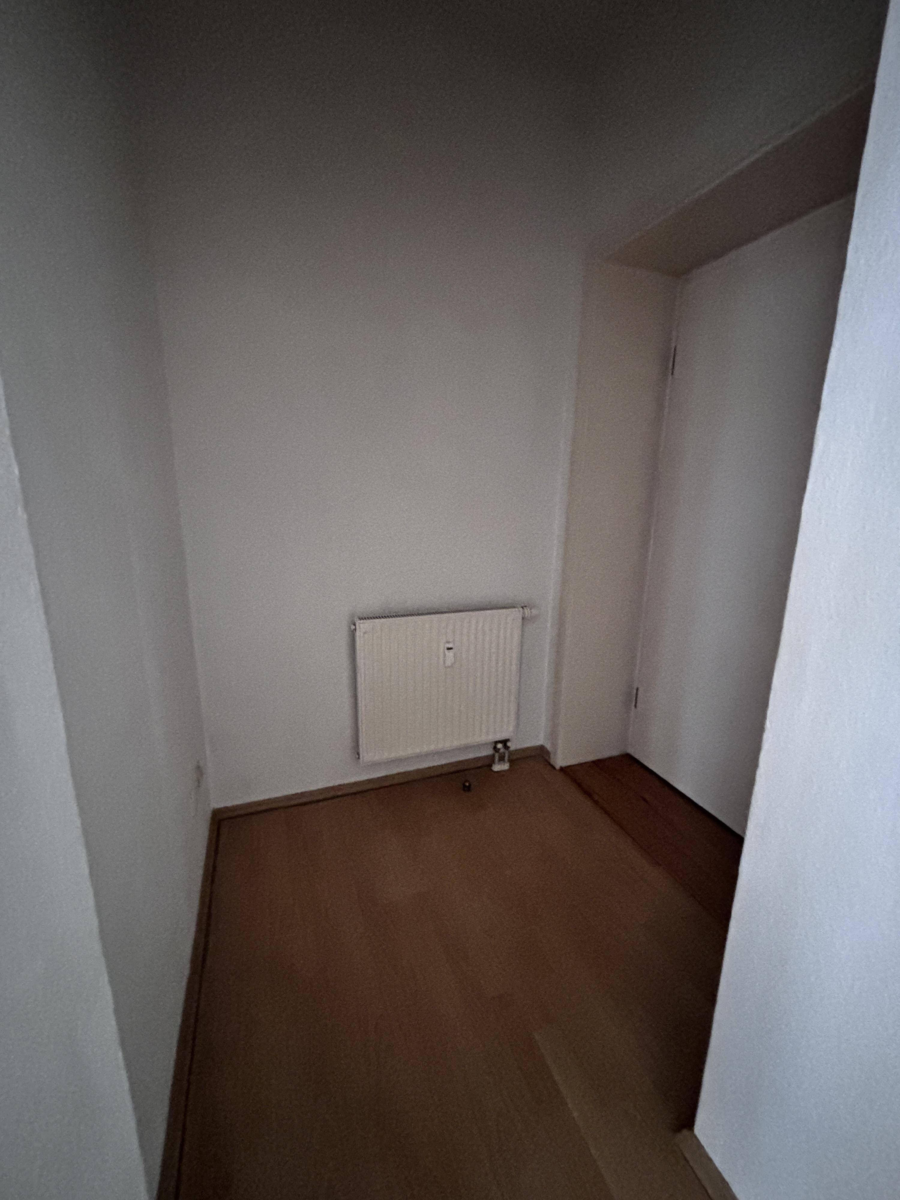 Leerstehende 3 Zimmer Wohnung auch für Eigennutzer geeignet – Chemnitz – Vorschaubild 7