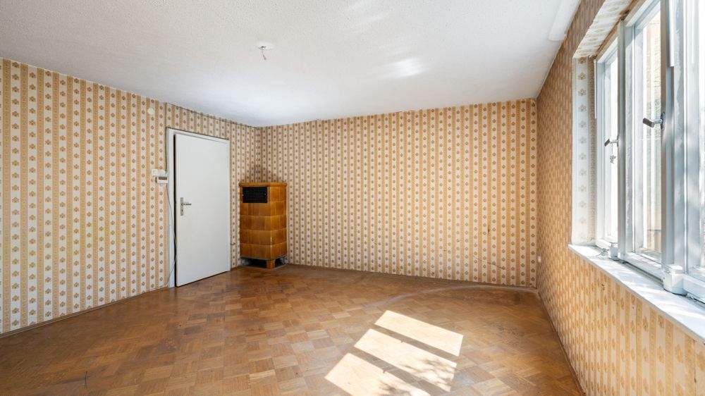 Renovierungsbedürftiges MFH mit 1.004 m² Grundstück und genehmigter Planung 10 WE in zentraler Lage – Ingolstadt – Vorschaubild 8