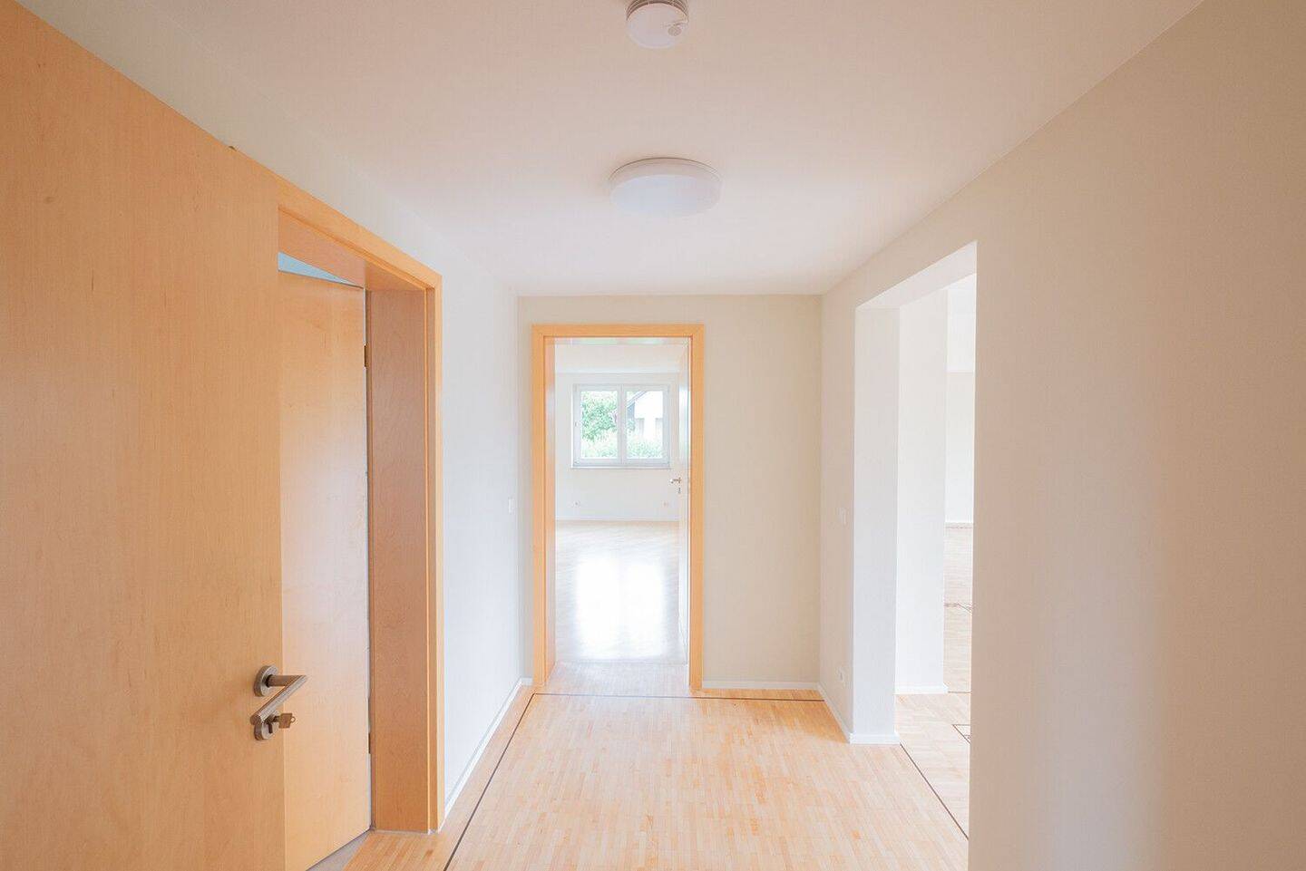Großzügig wohnen mit Sonnenterrasse - modernisierte 3,5-Zimmer-Wohnung! – Schramberg – Vorschaubild 5
