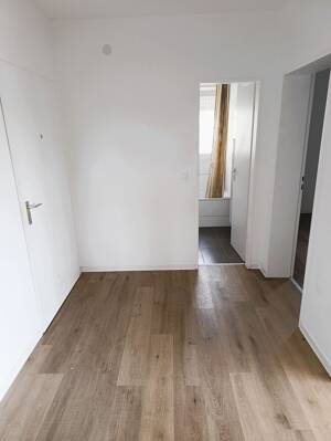 Mannheim! Renovierte 2-Zimmer-Wohnung mit Balkon - sofort frei – 68305 Mannheim – Vorschaubild 4