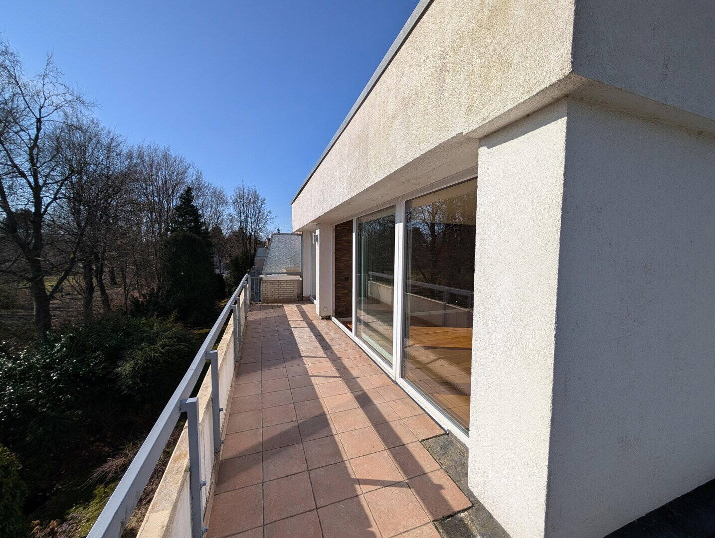 PROVISIONSFREI | Erstbezug nach Modernisierung: Penthouse Wohnung inkl. Tiefgaragenstellplatz – Hamburg – Vorschaubild 5