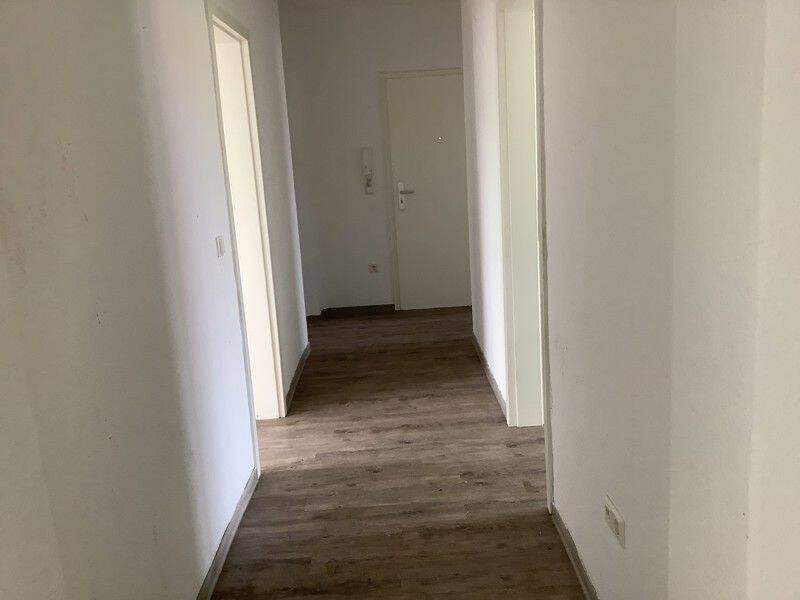 Schöne 4-Zimmer-Wohnung mit großem Balkon! – Osnabrück – Vorschaubild 9