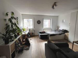 Trier-Innenstadt-Fußgängerzone, Zentral gelegene, 1,5 ZKB Wohnung im 1. Obergeschoss ab 1. August 2026 zu vermieten ! – 54290 Trier – Vorschaubild 3