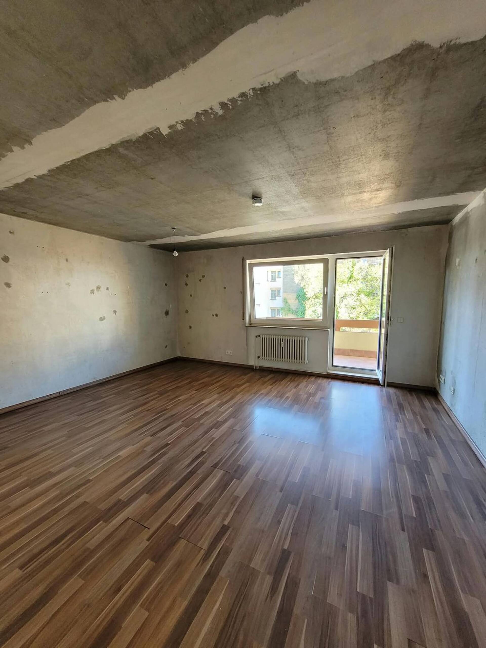 Etagenwohnung in 76133 Karlsruhe mit 70 m² kaufen