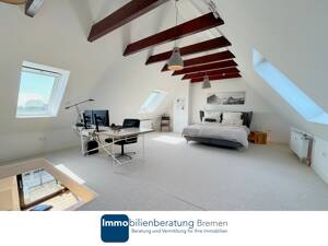 Moderne, klimatisierte Maisonettewohnung im Loftcharakter mit Balkon und Garage