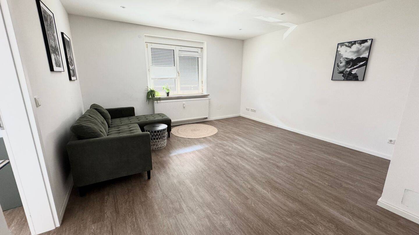 Gärten b. Wöhrd ! WG-taugliche 3-Zi.-Whg. 73 m², moderne Ausstattung, im 2. OG ohne Balkon