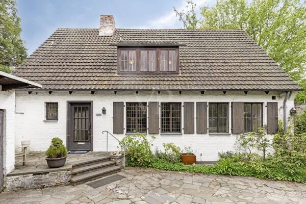 Villa in 50858 Köln mit 210,88 m² kaufen
