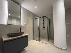 Moderne Maisonette-Wohnung mit Dachterrasse und gehobener Ausstattung und EBK! – 46045 Oberhausen – Vorschaubild 7