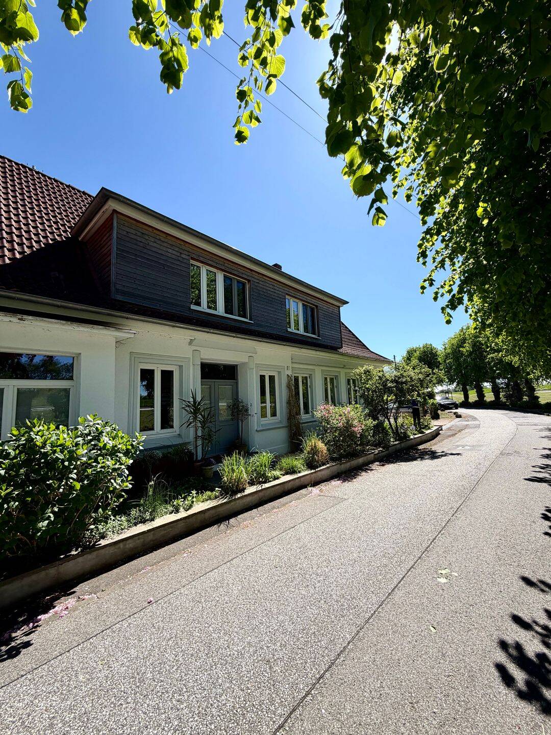 Freistehendes Mehrfamilienhaus mit Elbblick und hohem Ertragspotenzial in Hamburg-Spadenland – Hamburg – Vorschaubild 2