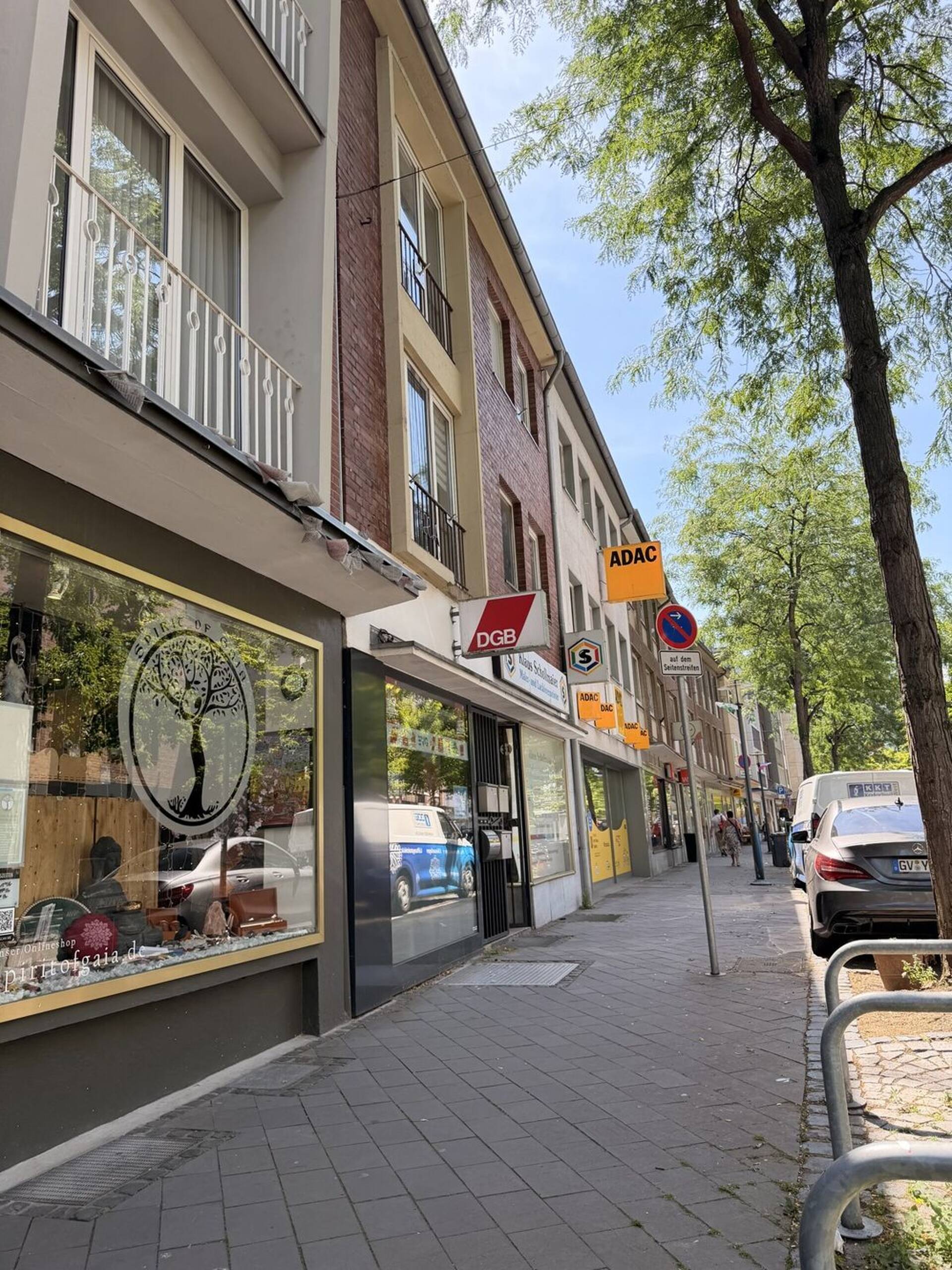 Einfamilienhaus in 41460 Neuss mit 224,46 m² kaufen