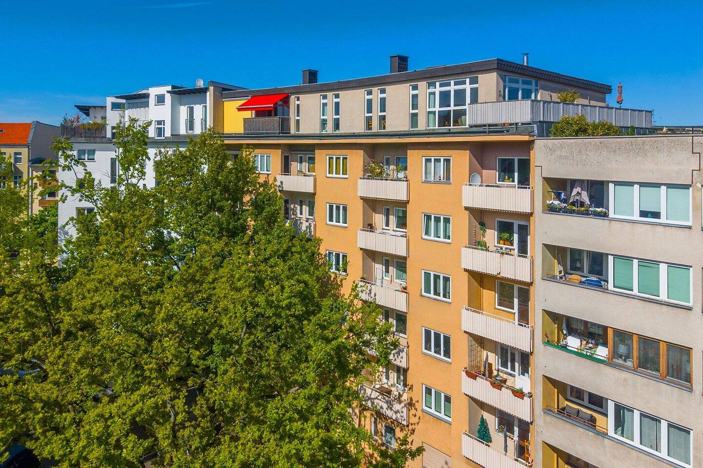 *** Schöne 3-Zimmer-Wohnung nahe Volkspark *** - Mit Balkon & Aufzug - vermietet