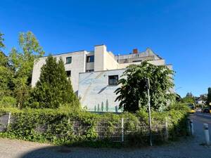 Wird bezugsfrei! 3-Zimmer-Wohnung mit Balkon und Tiefgarage im Herzen von Berlin Zehlendorf