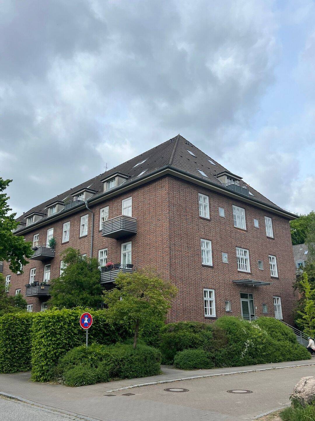 Schöne Wohnung - zentrale Lage - nähe Kauffhof