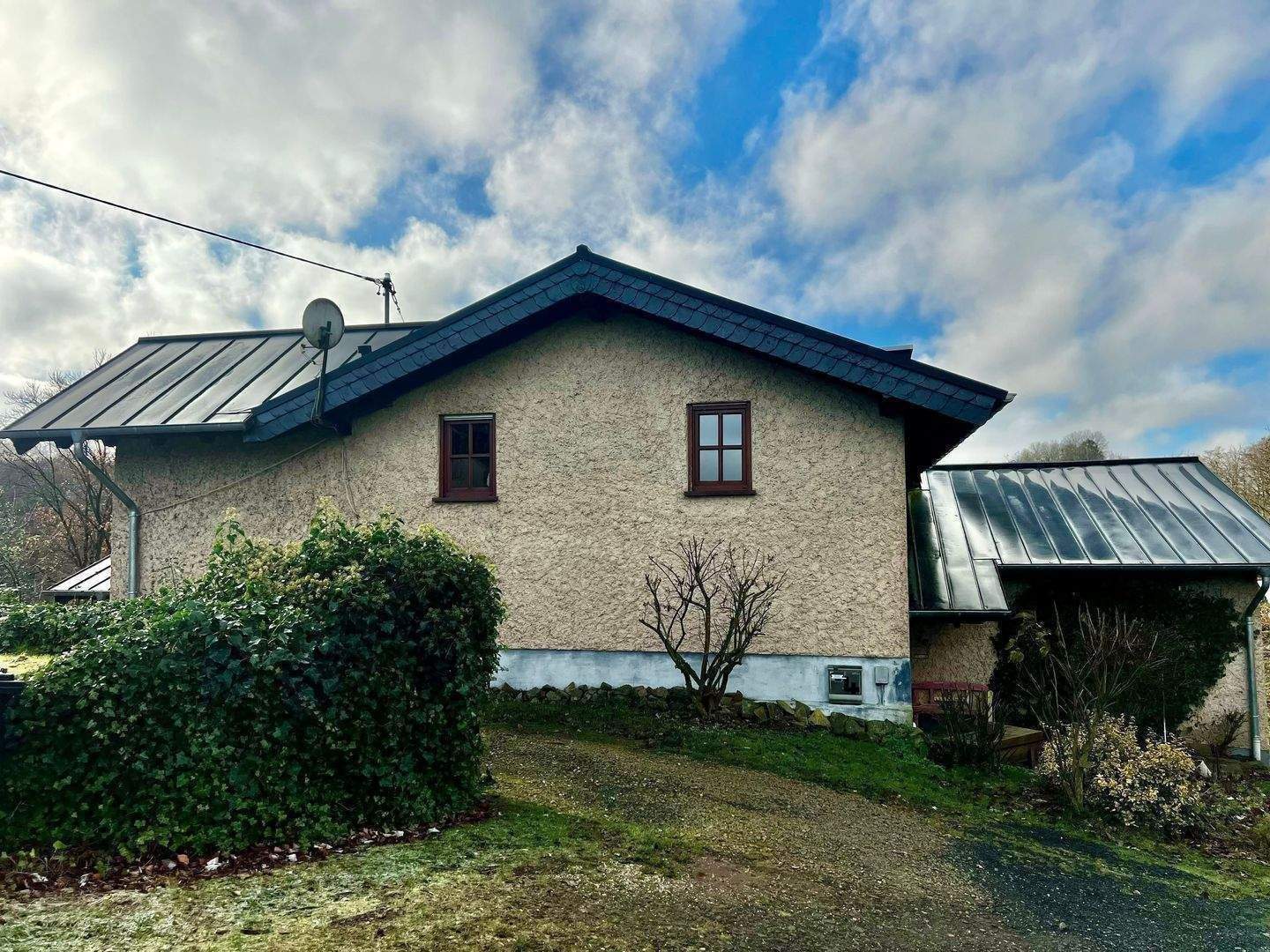 Luxus und Ruhe in Grenznähe – Großzügiges Einfamilienhaus mit 2 Wohneinheiten – Heilbach – Vorschaubild 5
