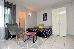 Wunderschöne Wohnung mit Terrasse in Stuttgart Kaltental – 70569 Stuttgart – Vorschaubild 2
