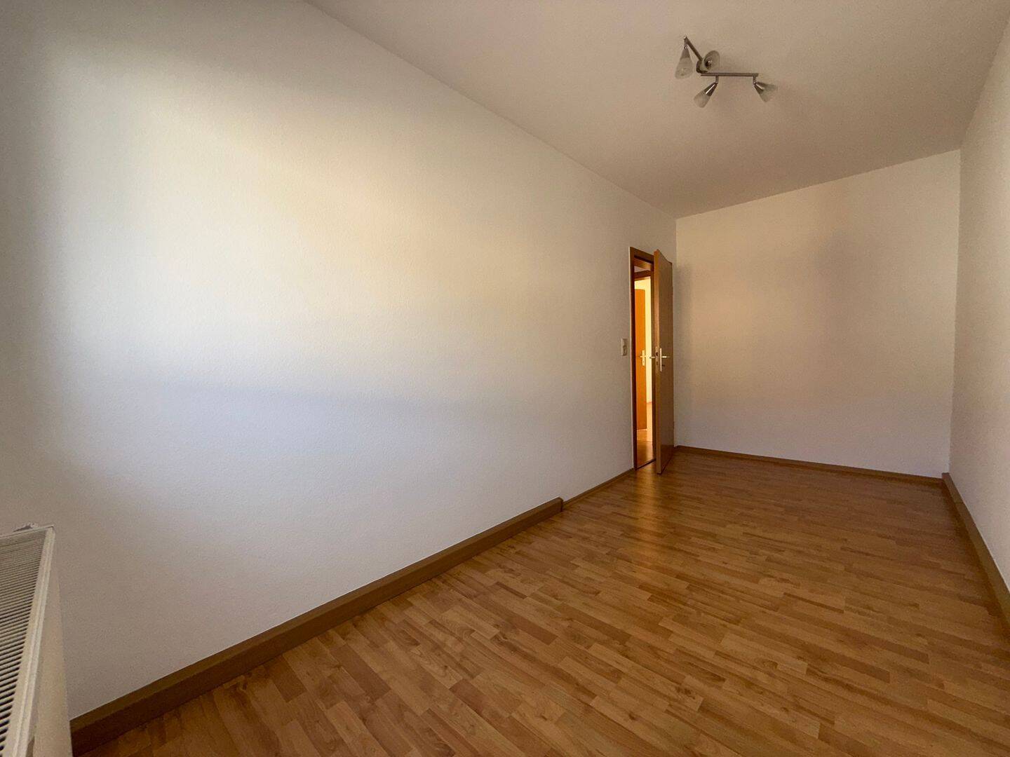 Wohnung mit Balkon in Stuttgart-Wangen – Stuttgart – Vorschaubild 3