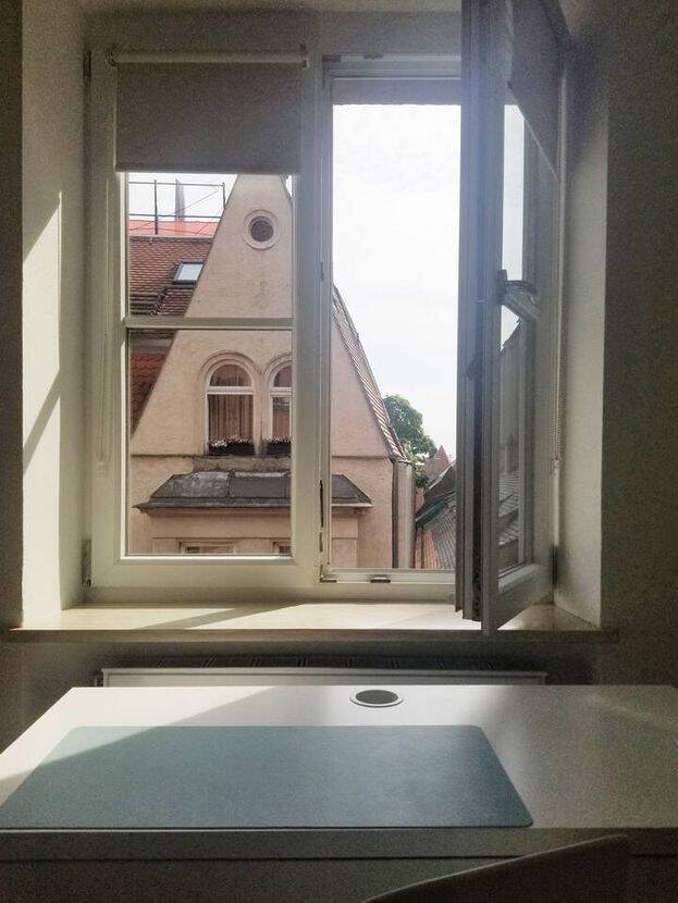 Modernes möbliertes Apartment in bester Altstadtlage – Augsburg – Vorschaubild 8