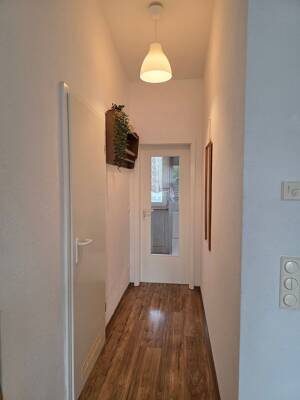Helle 1-Zimmer-Wohnung mit großem Sonnenbalkon (8 m²), EBK & Aufzug - Nahe Infineon – 93049 Regensburg – Vorschaubild 7