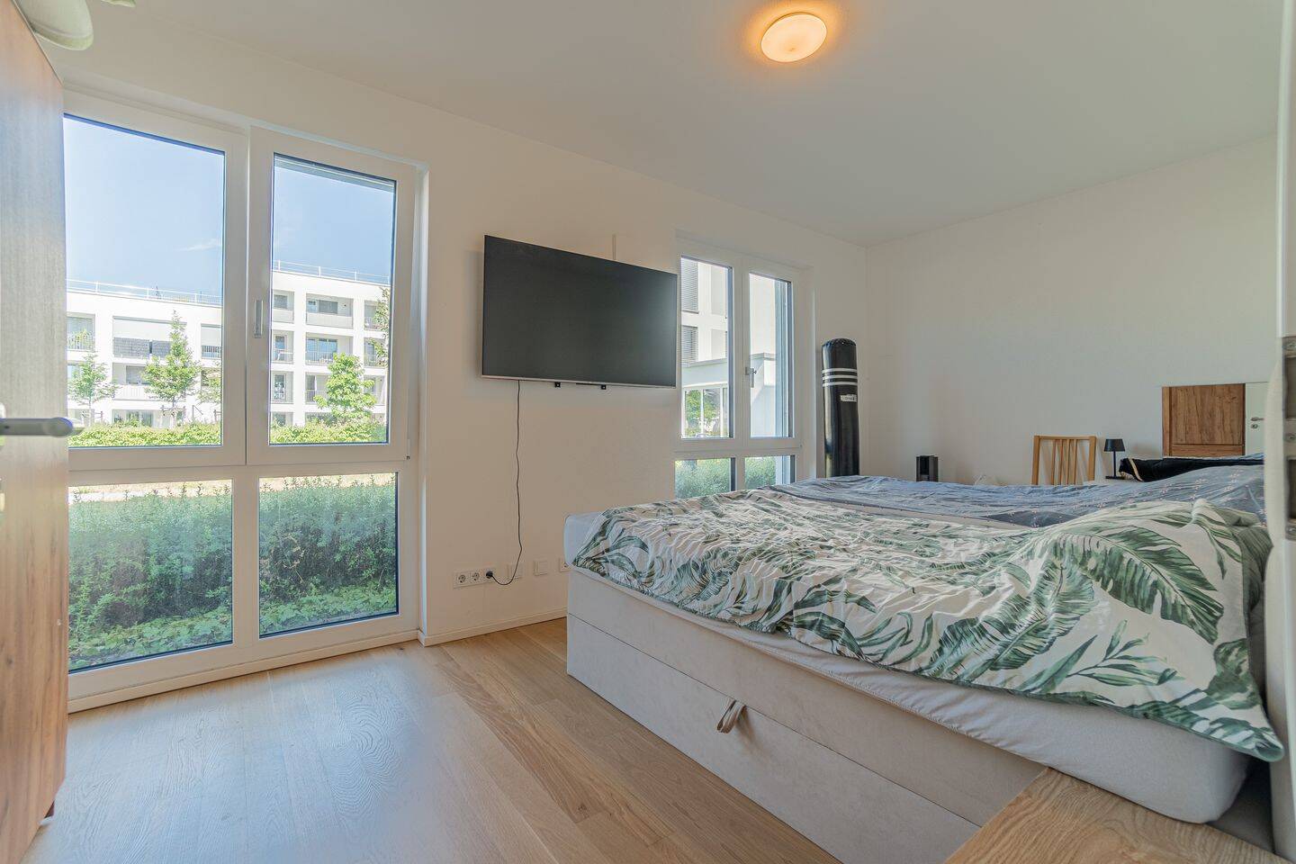 Neuwertige 2-Zimmer-Wohnung mit Garten & EBK inklusive – Kirchheim bei München – Vorschaubild 9