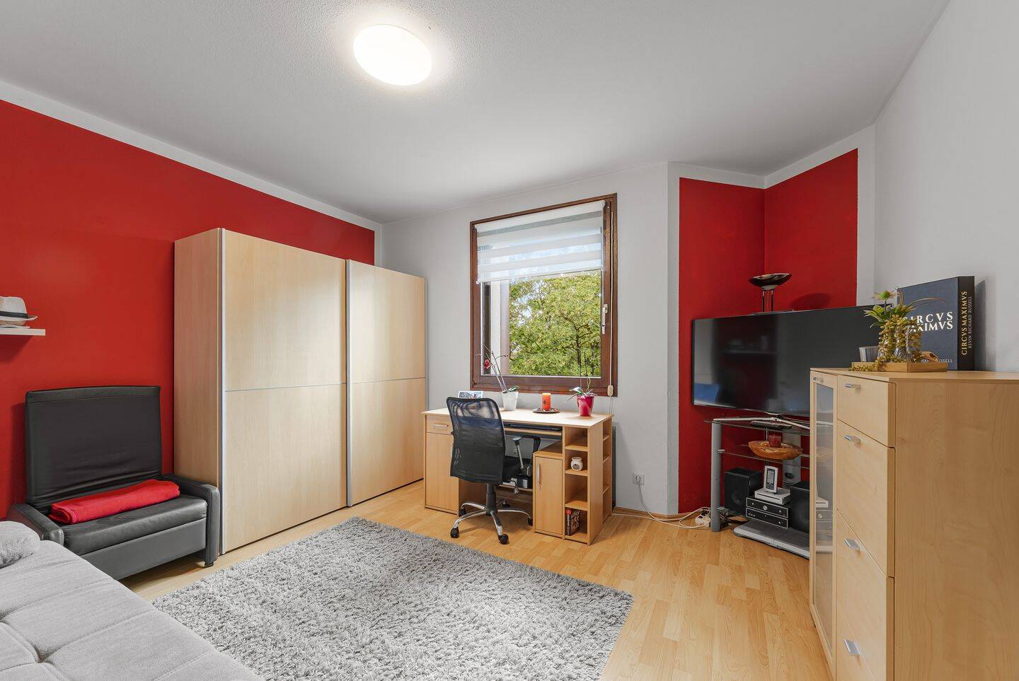 Bezugsfreie 3-Zimmer-Wohnung ohne Aufzug! – München – Vorschaubild 8