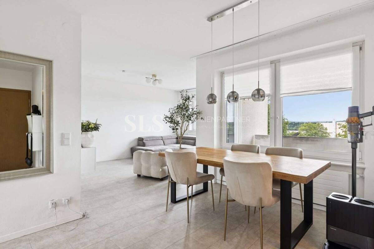 Modernisierte Eigentumswohnung mit Balkon - ideal für Eigennutzer und Kapitalanleger – 45279 Essen – Bild 1 von 9
