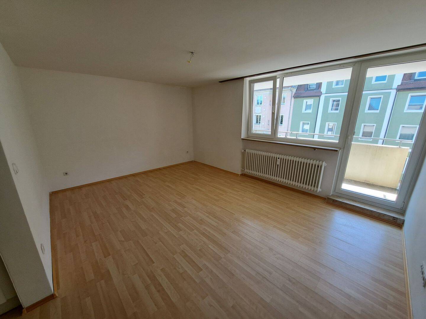 1 Zi-Whg ab sofort zuvermieten
