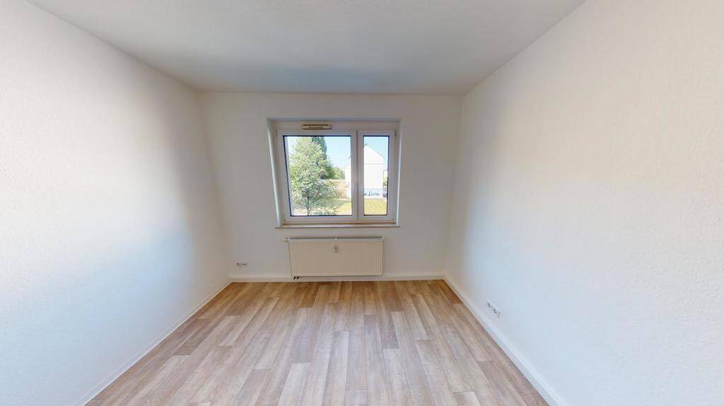 Bezugsfertige 2-Raum-Erdgeschosswohnung mit Blick ins Grüne – Chemnitz – Vorschaubild 4