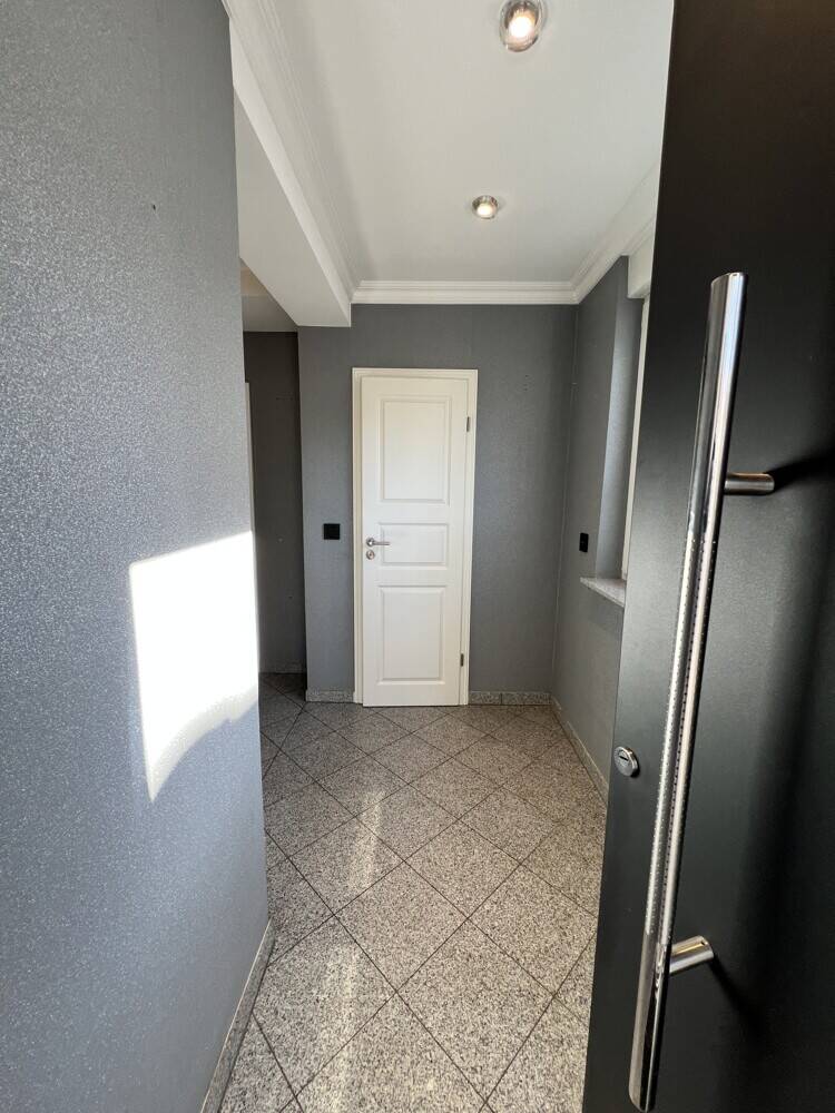 Stilvolle Doppelhaushälfte mit 5 Zimmern, Kamin, Garage und 40 m² Terrasse in Berlin-Reinickendorf – Berlin – Vorschaubild 7