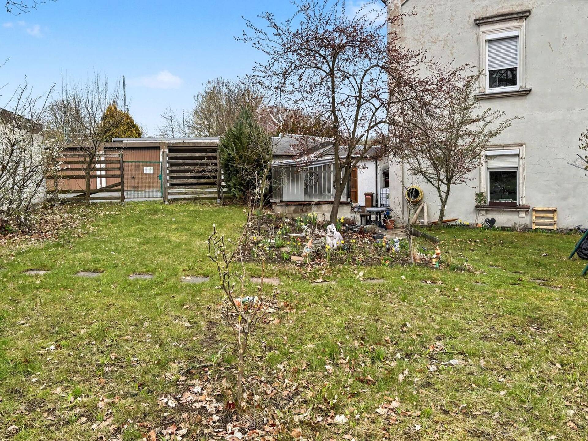 Mehrfamilienhaus in 95028 Hof mit 207 m² kaufen