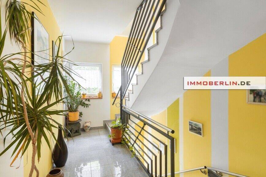 IMMOBERLIN.DE - Toplage! Großzügige Wohnung mit Südbalkon – Berlin – Vorschaubild 4