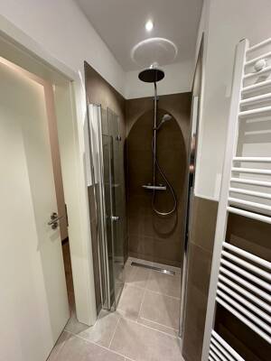 Selbst einziehen oder für KA, Vermietet, renoviert, 540€/Monat, Apartment, ca. 40m², 1,5 ZKB, inkl. EBK. – 67067 Ludwigshafen am Rhein – Vorschaubild 3