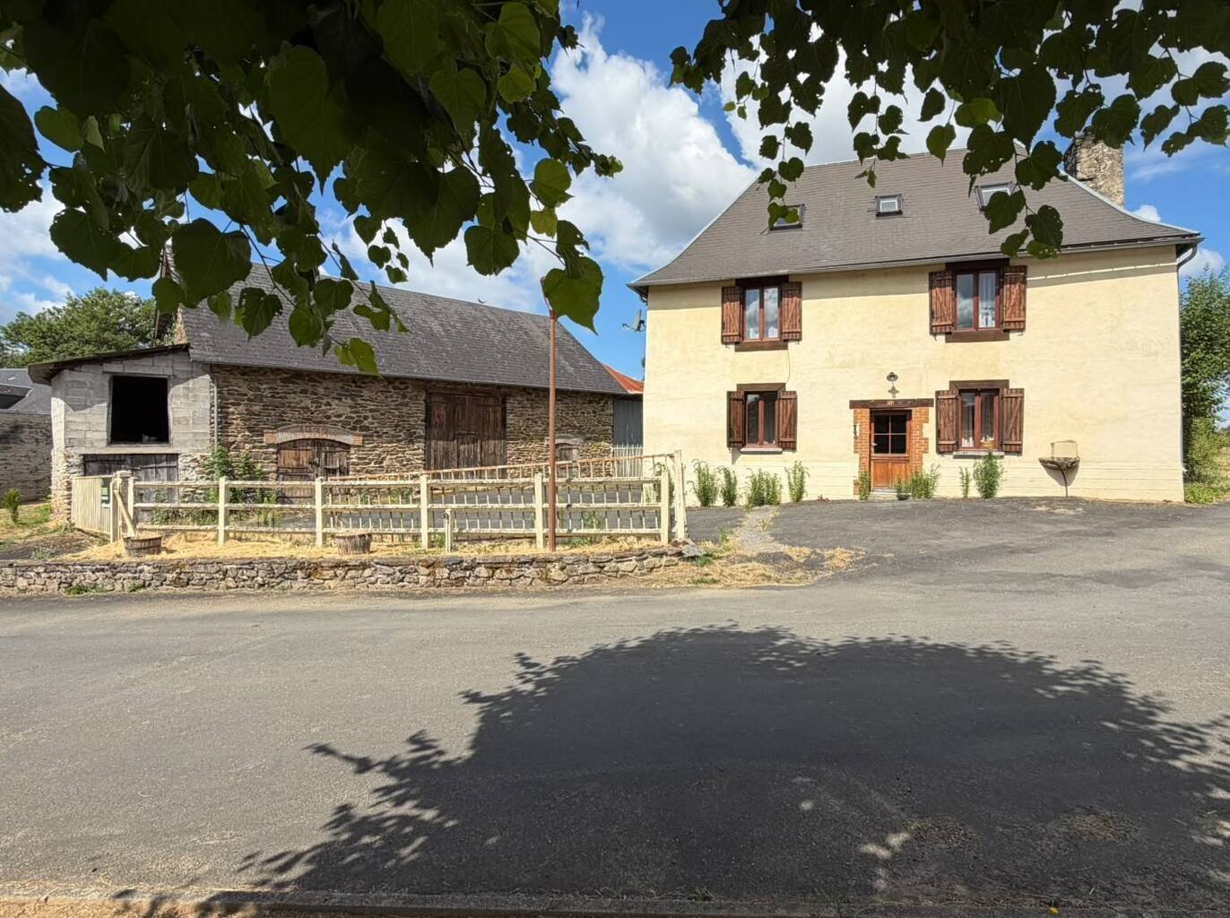 Maison 5 pièces 123 m² · à Espartignac · 123 m² · 188 000 €