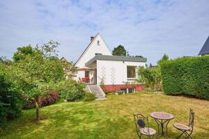 Baujahr 1935 mit Effizienzklasse B - Familienhaus mit Süd-Terrasse · provisionsfrei für Käufer – 22589 Hamburg – Vorschaubild 2