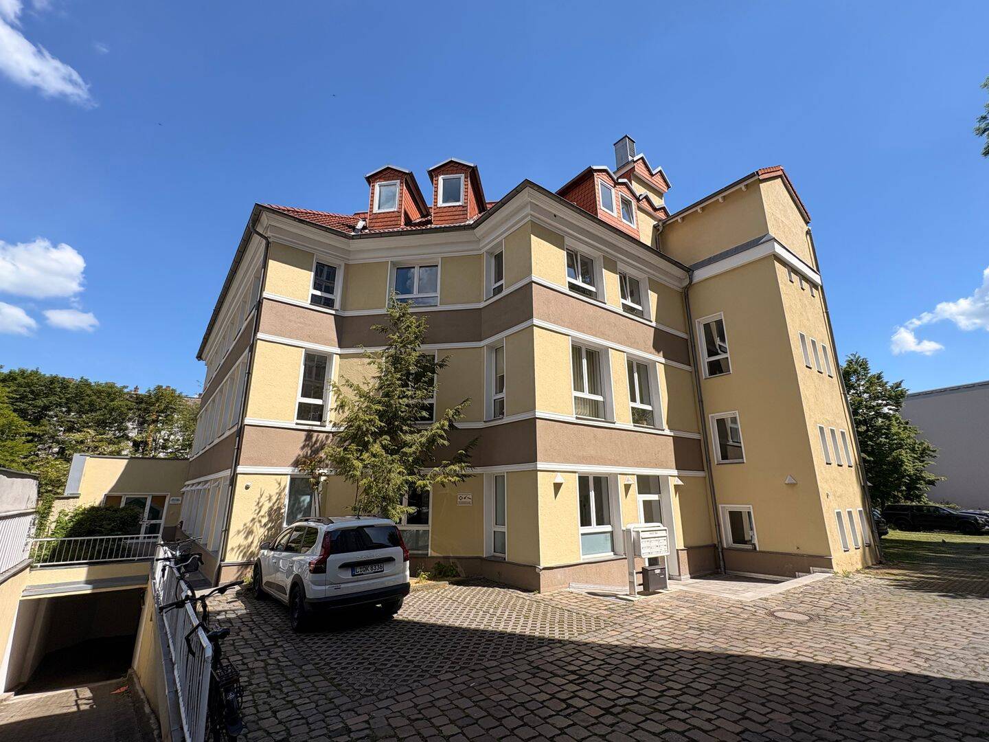 Renovierte 2 Raumwohnung in ruhigem Hinterhaus in Reudnitz!