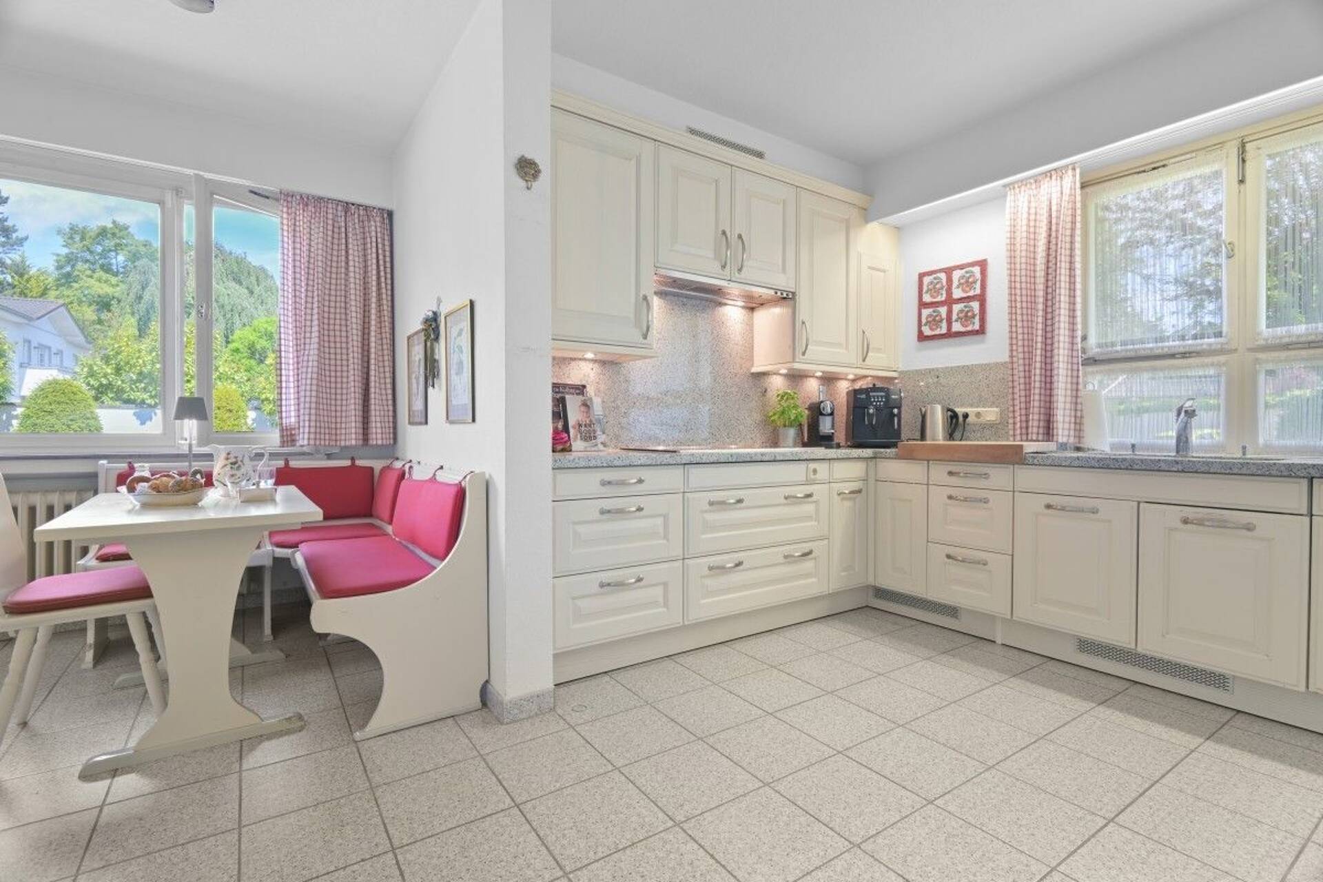 Einfamilienhaus in 50996 Köln mit 293 m² kaufen
