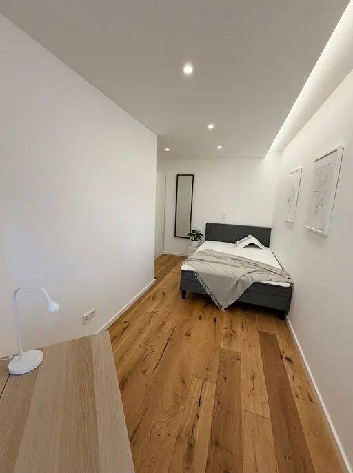 Möblierte WG-Zimmer im Erdgeschoss - 4 hochwertig möblierte Zimmer in einer frisch sanierten 4er-WG · Wohnung 117 - in München Obergiesing-Fasangarten – München – Vorschaubild 3
