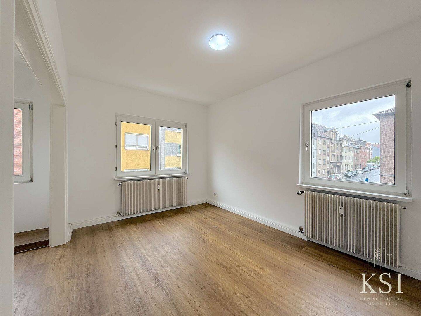Moderne 2,5-Zimmer Wohnung! Erstbezug nach Sanierung! – Oberhausen – Vorschaubild 5