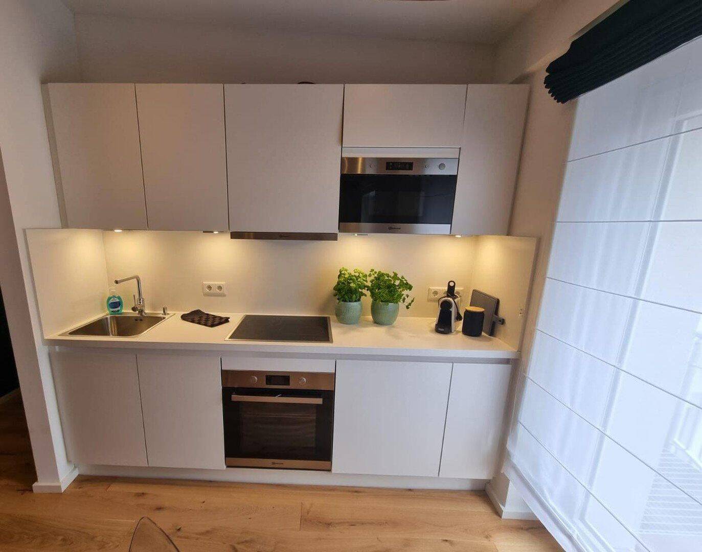 Möblierte Wohnung Citylage Saniert -großer Balkon – Düsseldorf – Vorschaubild 3