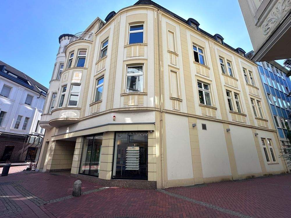 Stilvoll investieren: Wohn- und Geschäftshaus in der Fußgängerzone von Buer – Gelsenkirchen – Bild 1 von 1