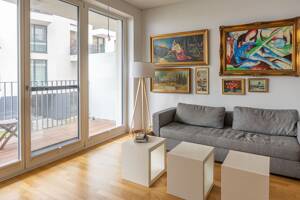 ?? Gemütlicher Rückzugsort in Mitte- Charmante 2-Zi.Whg mit Balkon, Aufzug und EBK – 10115 Berlin – Vorschaubild 2