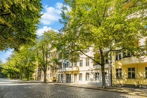 Beliebte Spreelage mit urbanem Flair! Vermietete Altbauwohnung mit hohem Wertsteigerungspotential
