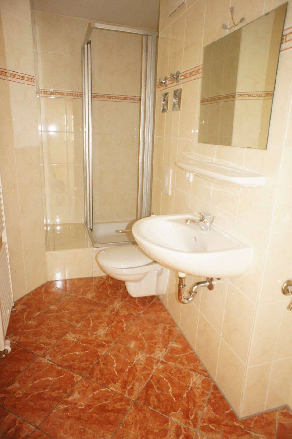 **TOP Whg. mit Balkon / frei ab 1.10. / Bad mit Dusche / am Heimgarten** – Chemnitz – Vorschaubild 6