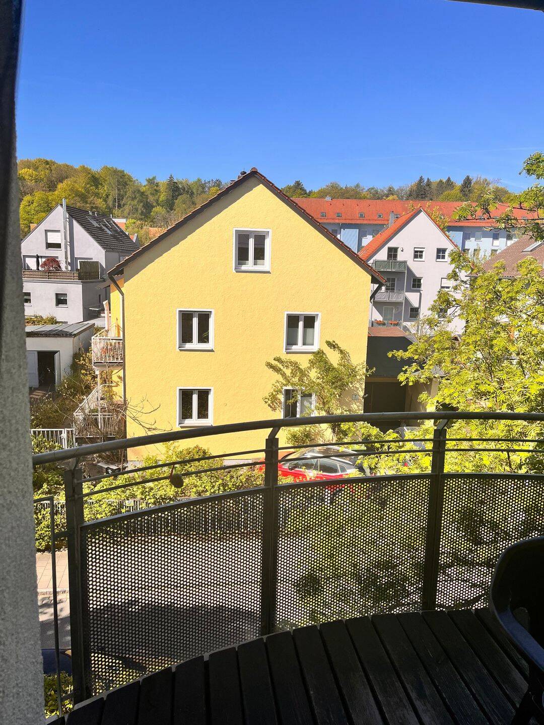 Charmante 2-Zimmer-Wohnung mit Balkon in Regensburg – Regensburg – Vorschaubild 2