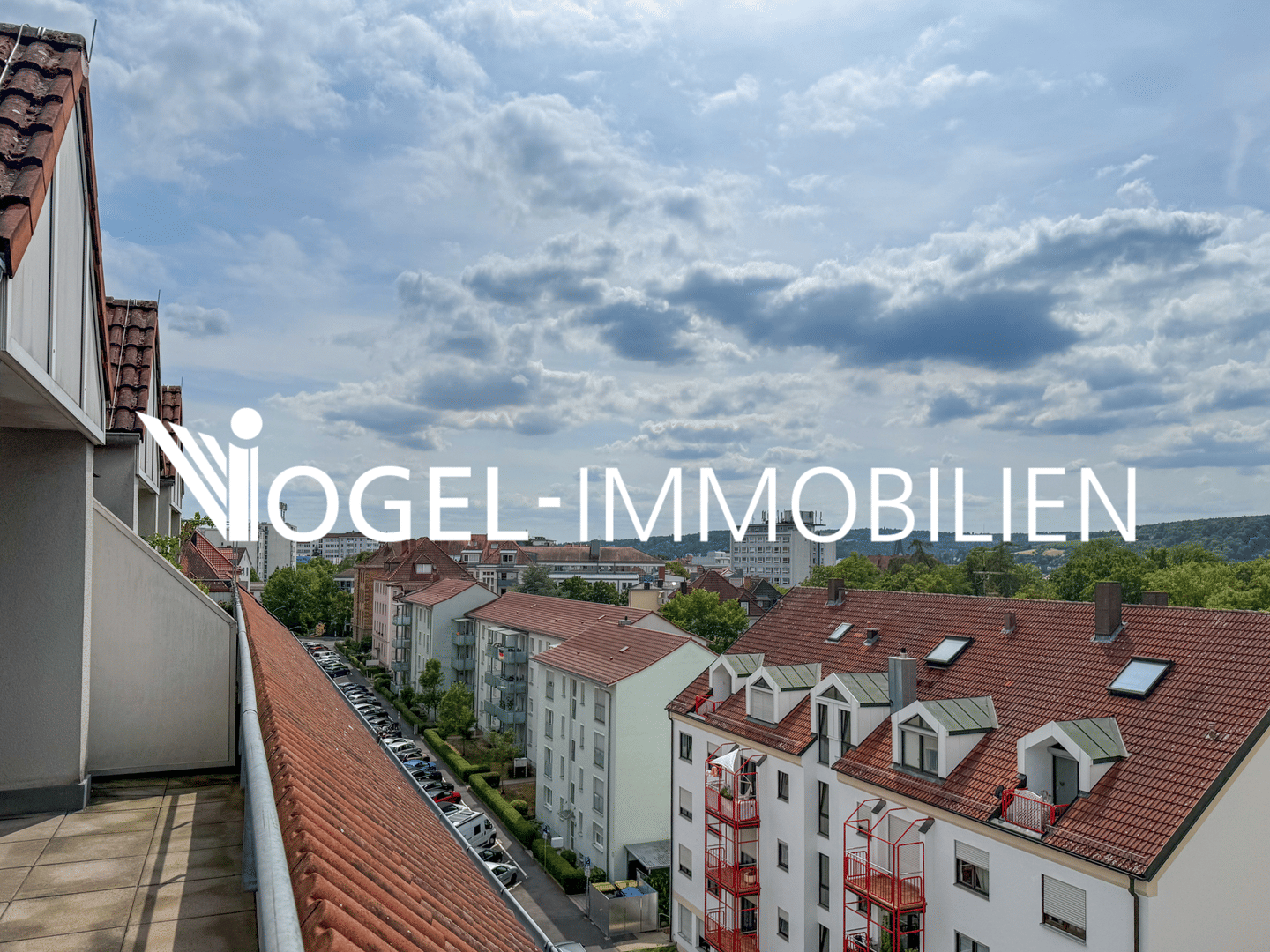 Großzügige 4-Zimmer-Wohnung mit Dachterrasse auf 2 Ebenen