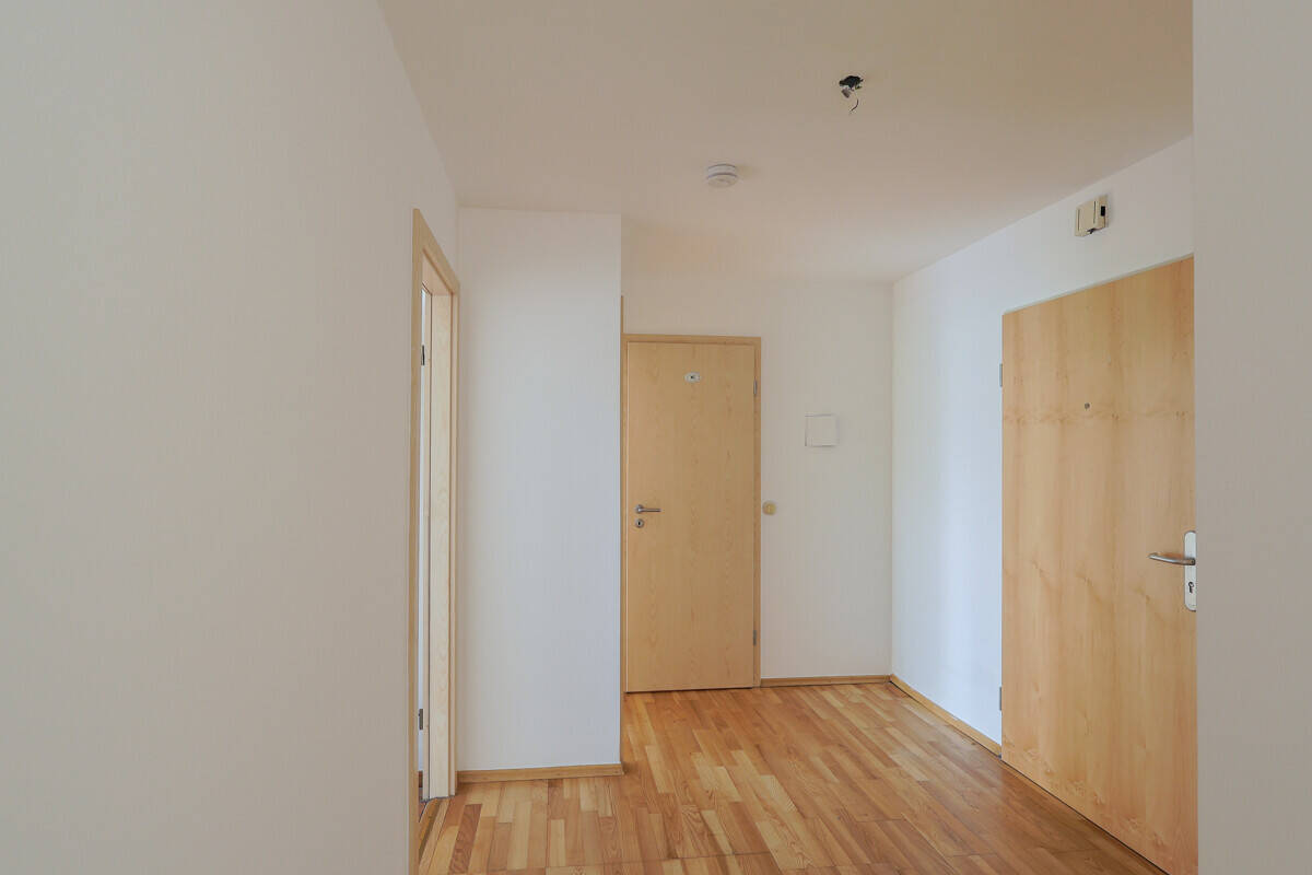 Wohnen mit Urlaubsflair: 3-Zimmer-Wohnung in Ingolstadt mit Gemeinschaftspool – Ingolstadt – Vorschaubild 6