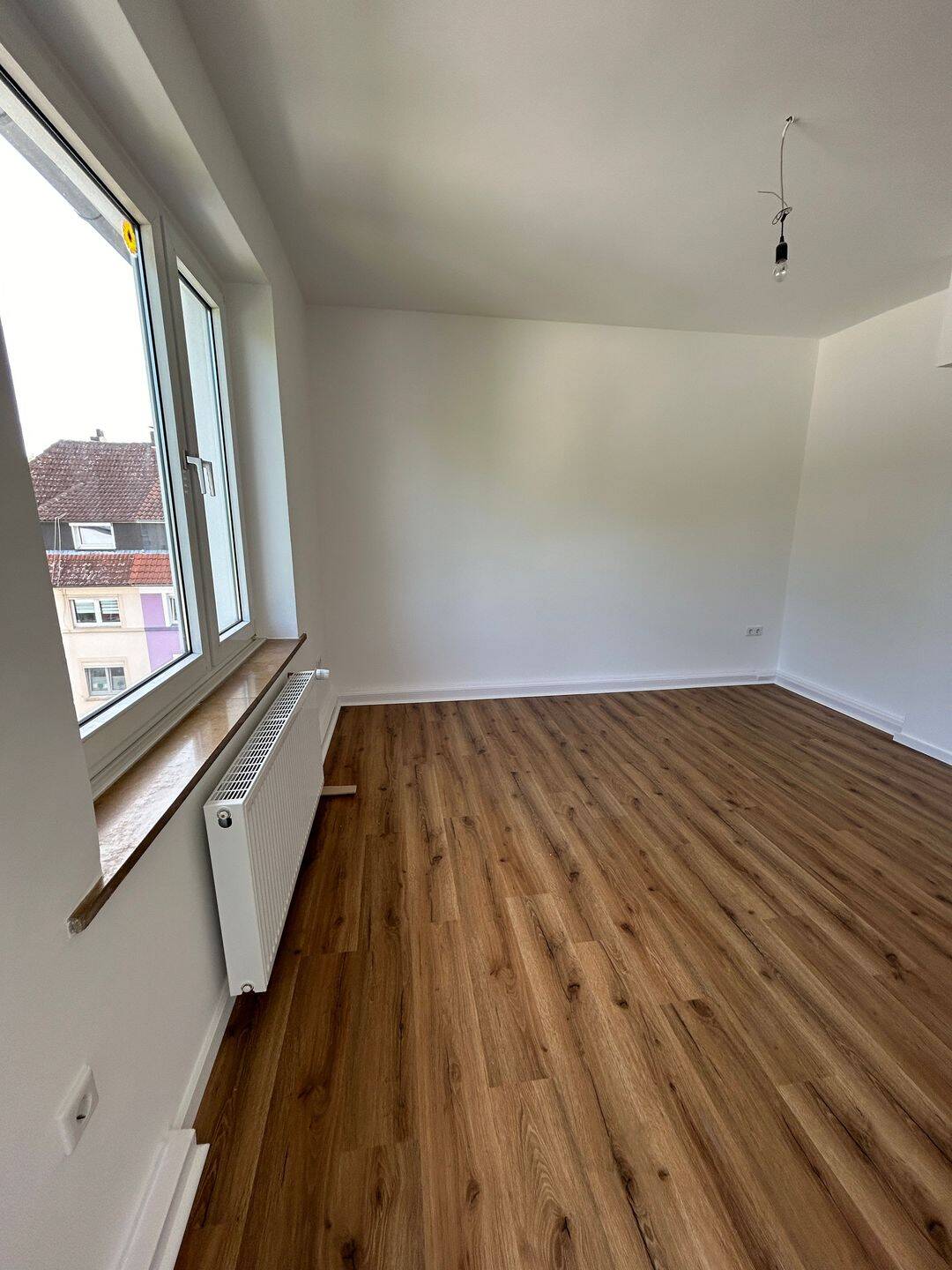 3-Zimmer 72qm Wohnung mit Balkon und Einbauküche – Bielefeld – Vorschaubild 2