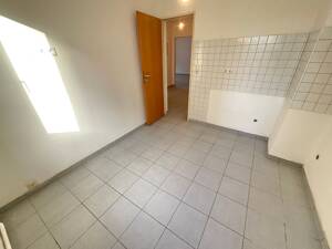Schöne und helle Erdgeschosswohnung mit Balkon – 46119 Oberhausen – Vorschaubild 4