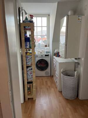 Schöne 2 Zimmer Maisonette Wohnung in der Innenstadt von Erfurt mit Blick über die Dächer! – Schlösserstraße 15, 99084 Erfurt – Vorschaubild 2