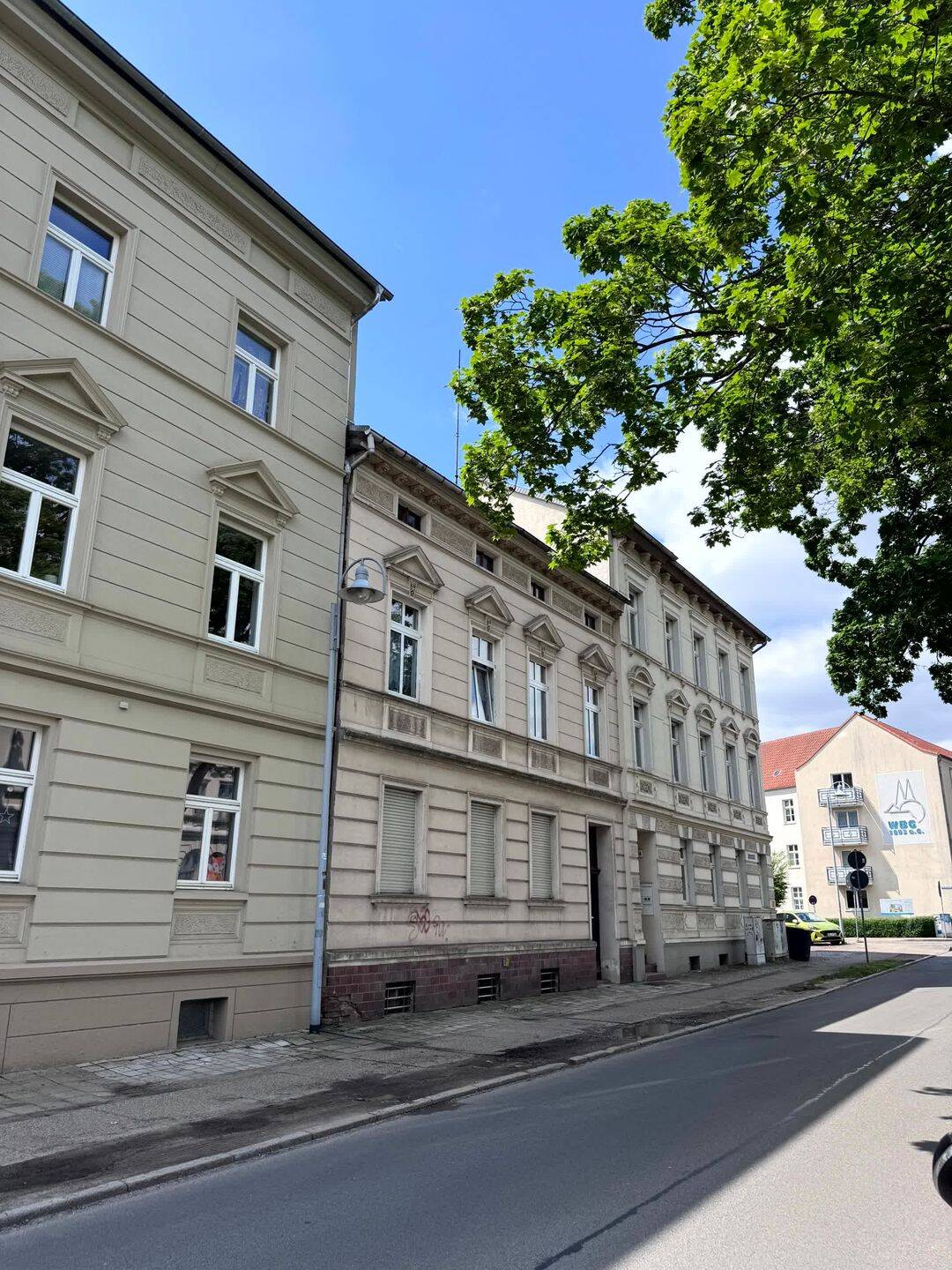 Geräumiges Zweifamilienhaus mit 7 Zimmern in Stendal – Stendal – Vorschaubild 2